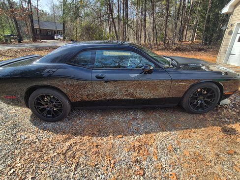 Used 2016 Dodge Challenger R/T Plus image 2