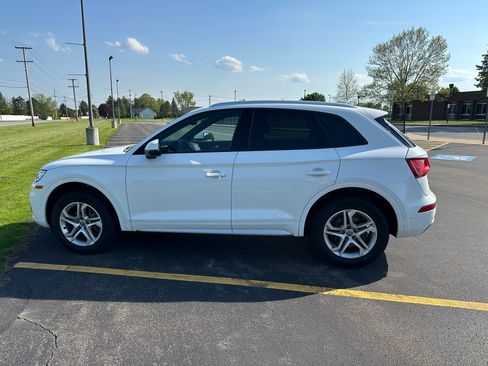Used 2018 Audi Q5 2.0T Premium AWD/4WD image 11