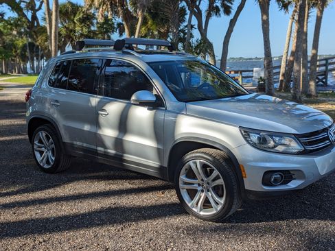 Used 2016 Volkswagen Tiguan SEL image 6