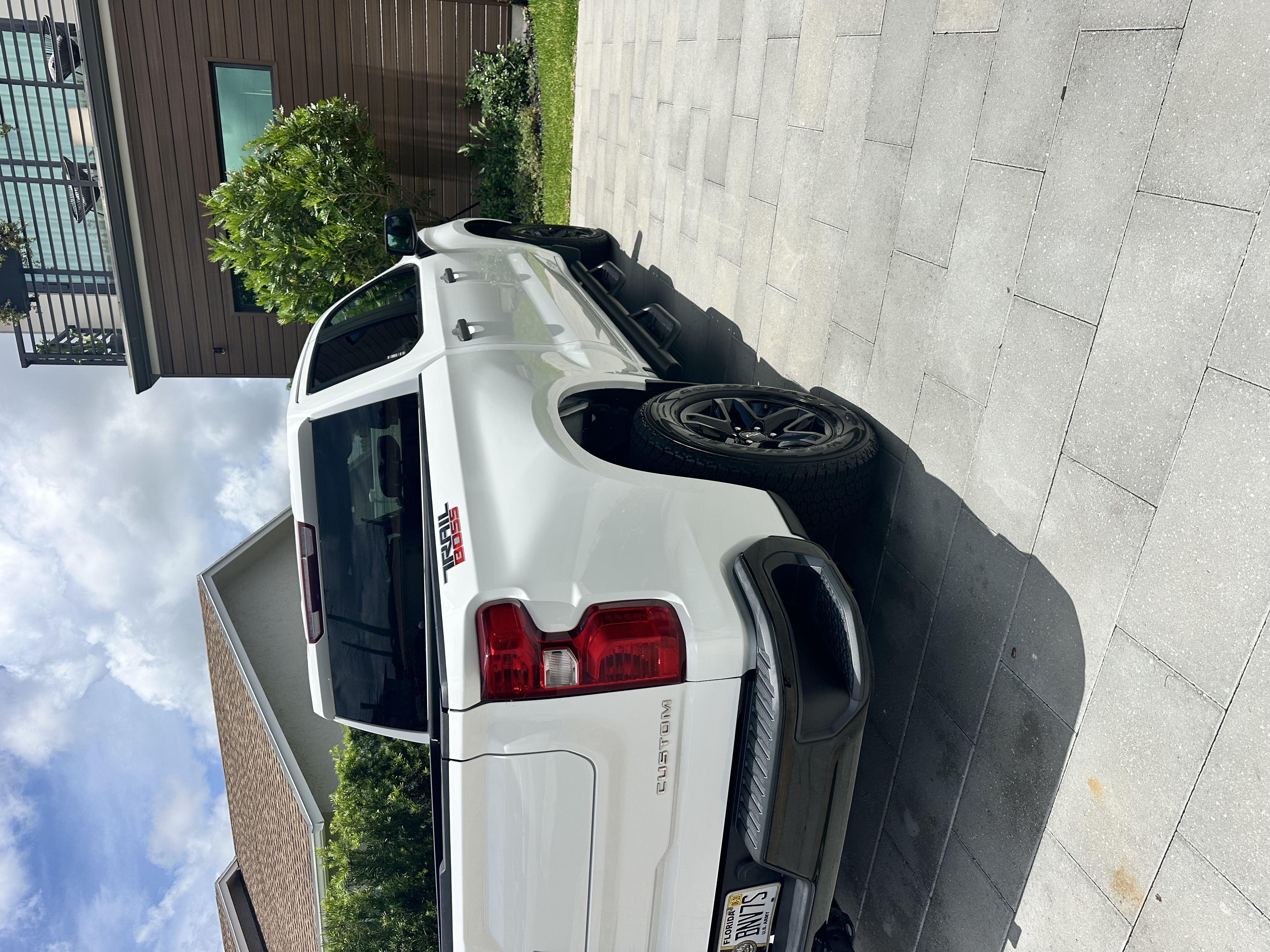 Used 2022 Chevrolet Silverado 1500 Custom Trail Boss AWD/4WD image 8