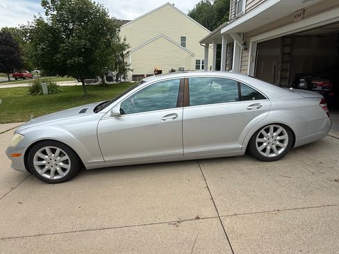 Used 2007 Mercedes-Benz S 550 image 4