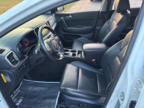 Used 2017 Kia Sportage EX w/ EX Technology Package image 22