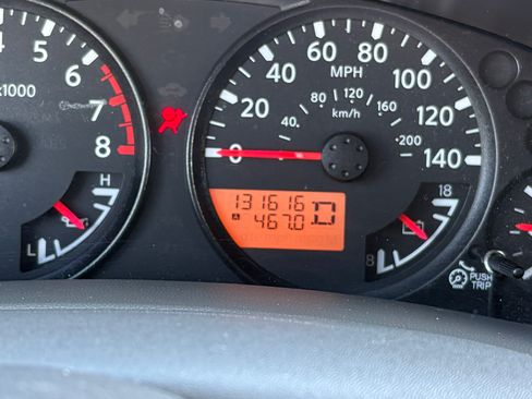 Used 2016 Nissan Frontier SV image 15