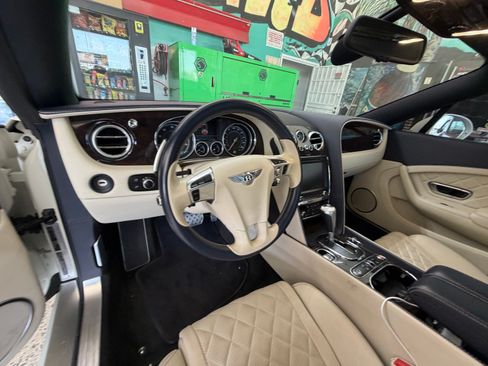 Used 2017 Bentley Continental GT AWD/4WD image 9