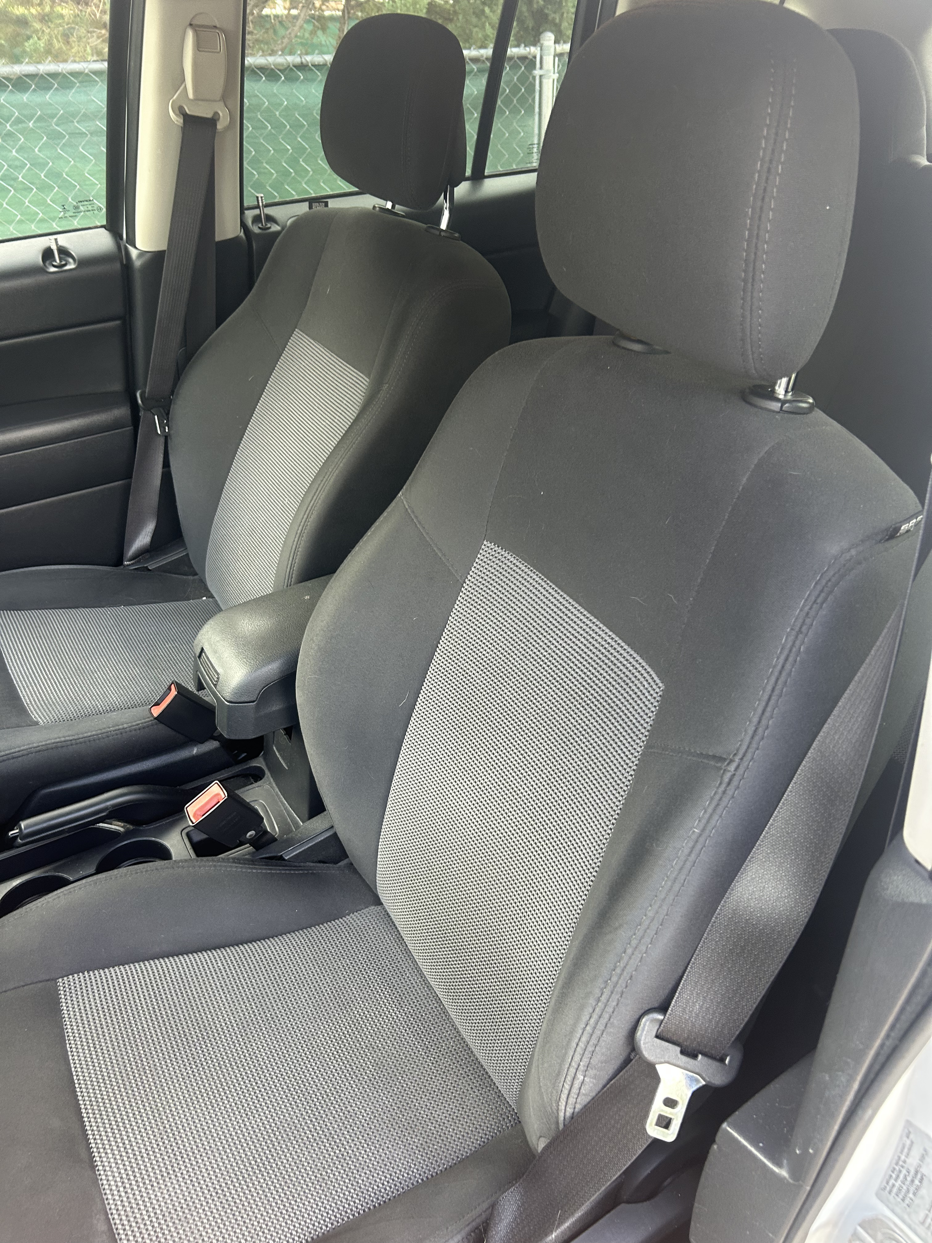 Used 2017 Jeep Compass Sport w/ Power Value Group FWD image 14
