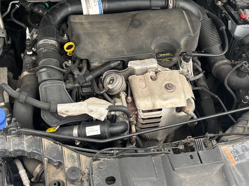 Used 2015 Ford Focus SE w/ SE Ecoboost Package FWD image 22