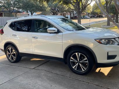 Used 2020 Nissan Rogue SV w/ Premium Package