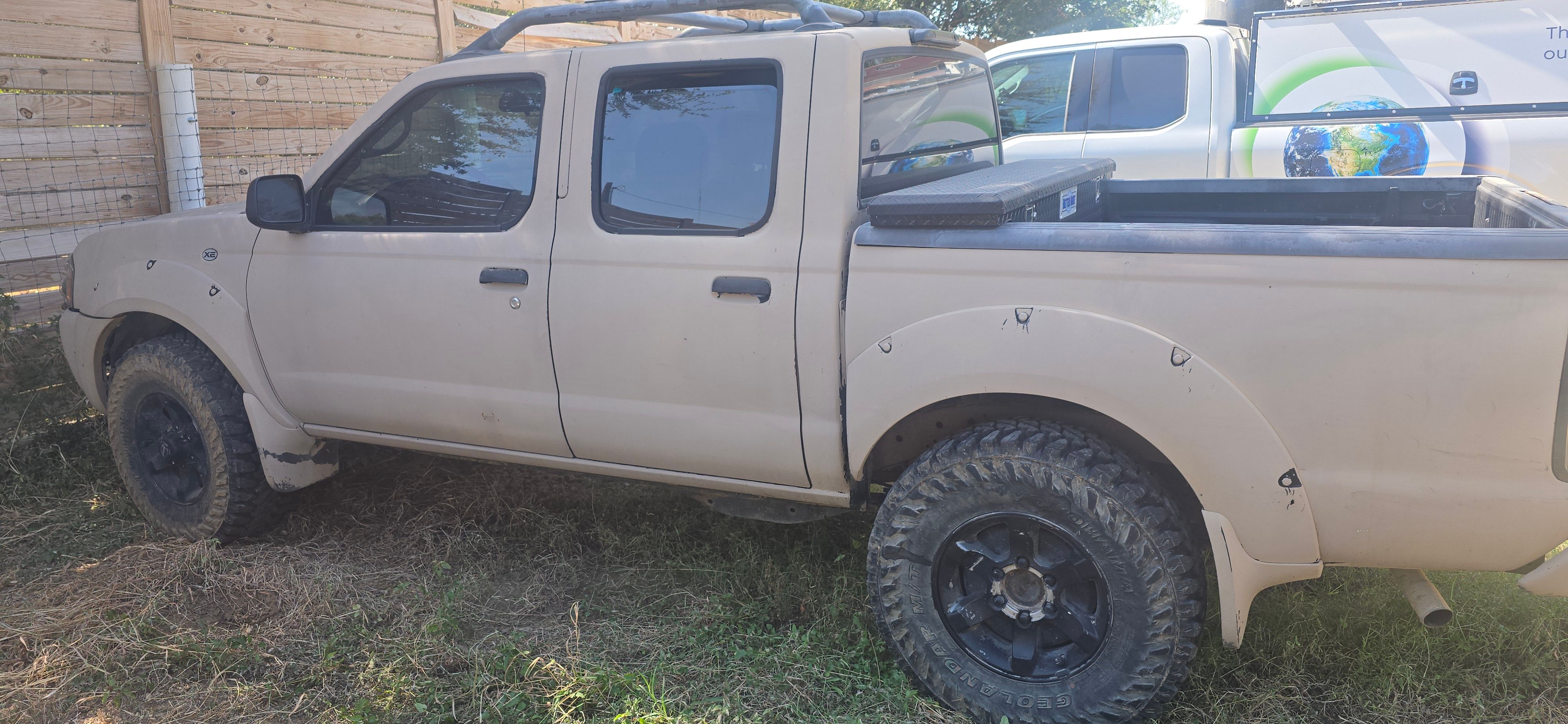 Used 2003 Nissan Frontier XE w/ XE Pwr Pkg AWD/4WD image 5