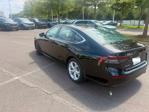 Used 2024 Honda Accord LX image 9
