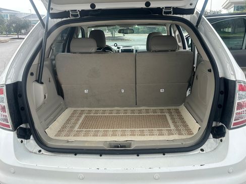 Used 2010 Ford Edge Limited AWD/4WD image 9