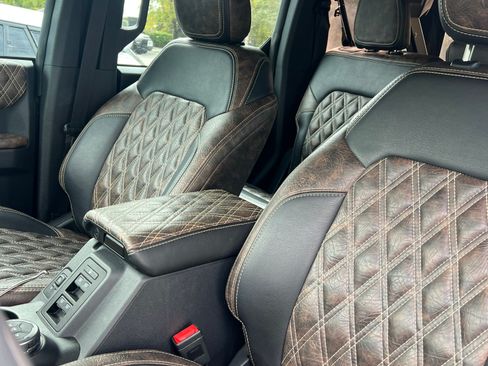 Used 2023 Ford Bronco 4-Door image 6