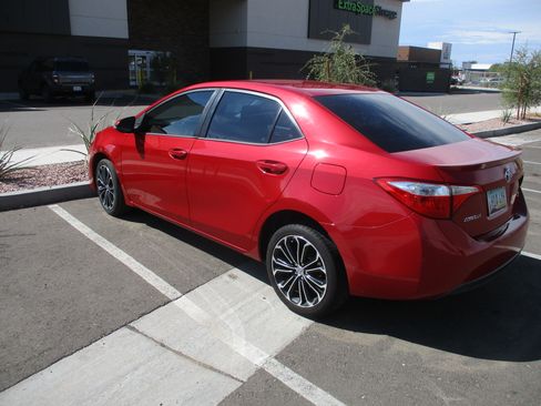 Used 2015 Toyota Corolla S image 6