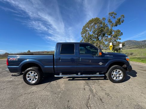 Used 2015 Ford F250 Lariat w/ Lariat Ultimate Package image 14