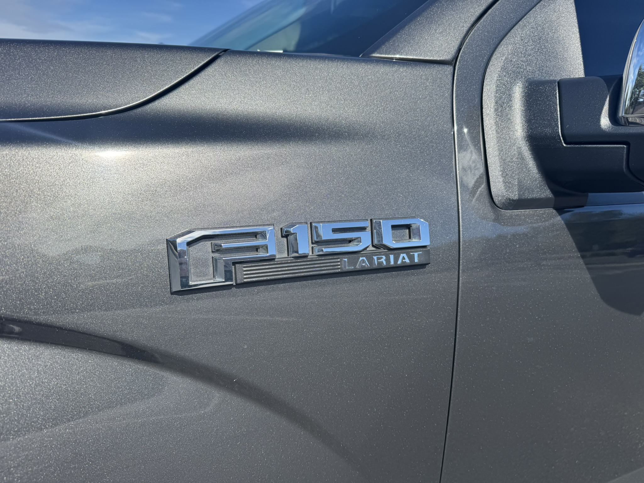 Used 2018 Ford F150 Lariat w/ Equipment Group 502A Luxury AWD/4WD image 9
