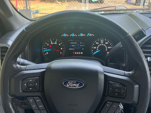 Used 2018 Ford F150 XLT w/ Equipment Group 302A Luxury image 6
