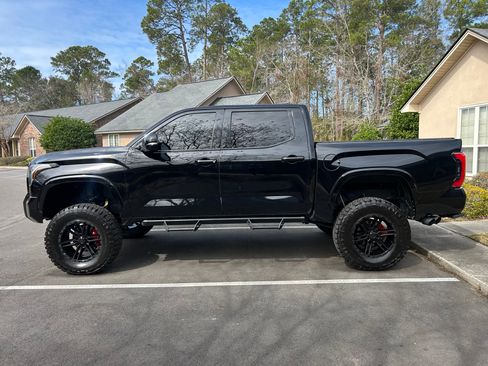 Used 2022 Toyota Tundra Limited AWD/4WD image 1