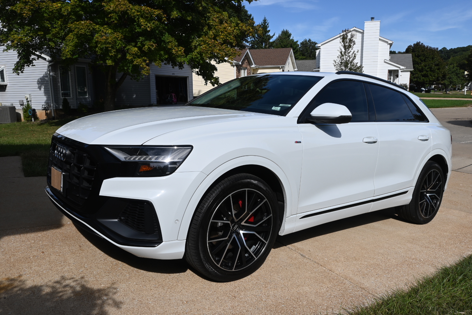 Used 2019 Audi Q8 Prestige AWD/4WD image 1