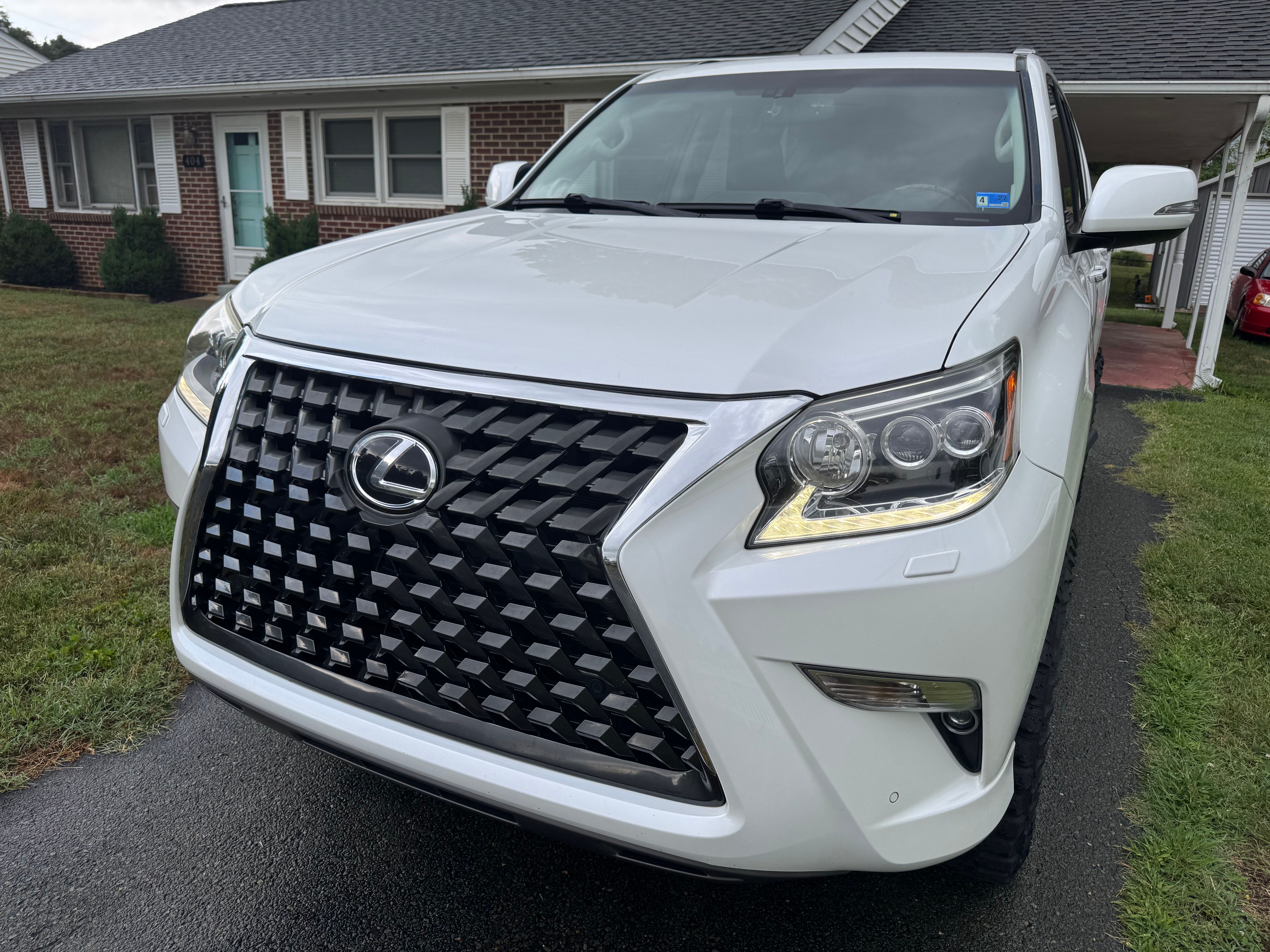 Used 2014 Lexus GX 460 Luxury AWD/4WD image 2