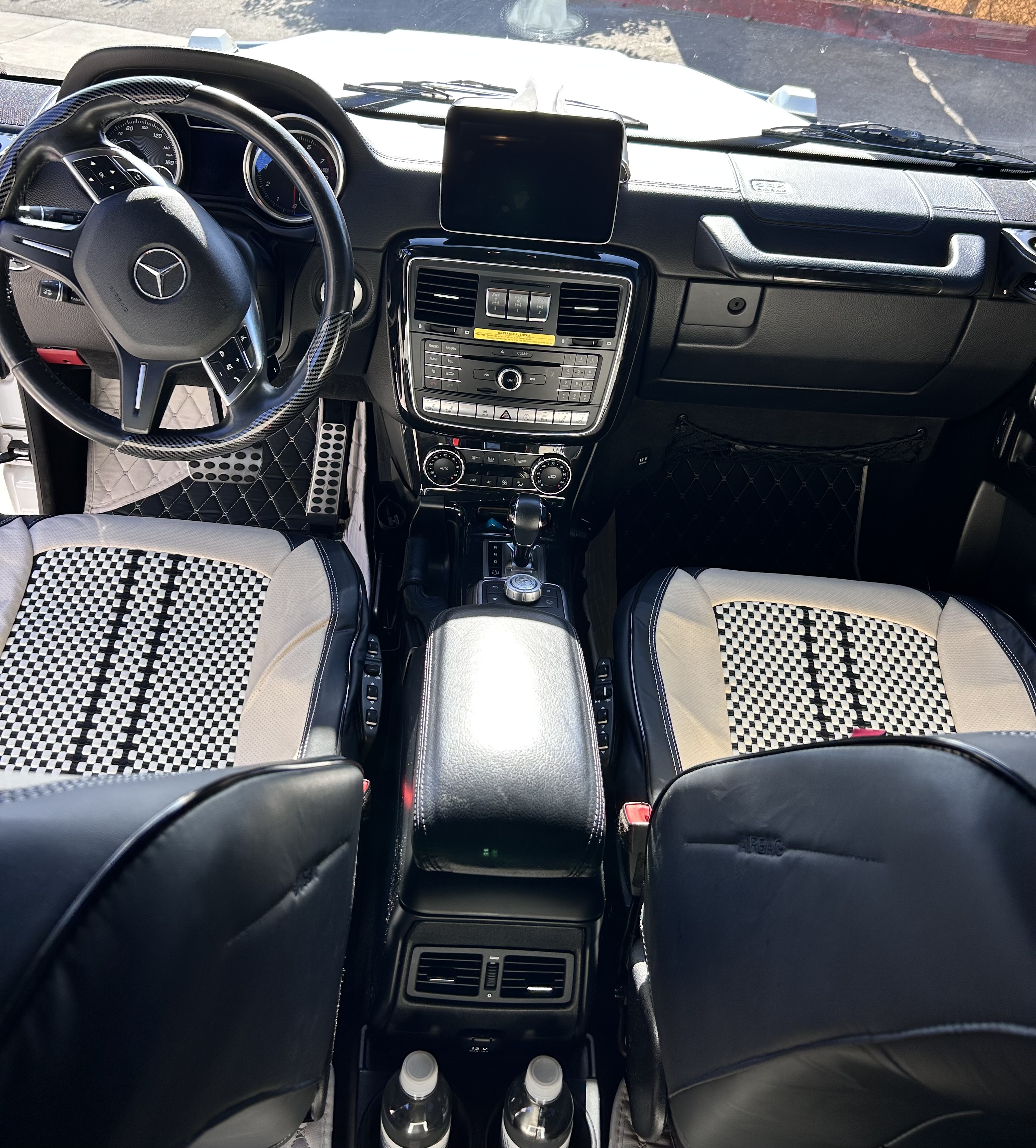 Used 2017 Mercedes-Benz G 550 image 30