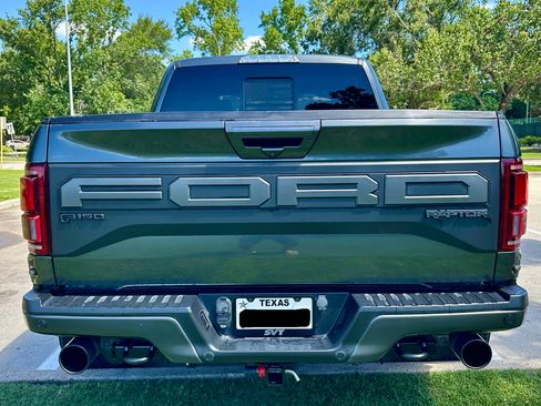 Used 2019 Ford F150 Raptor w/ Equipment Group 802A Luxury AWD/4WD image 6