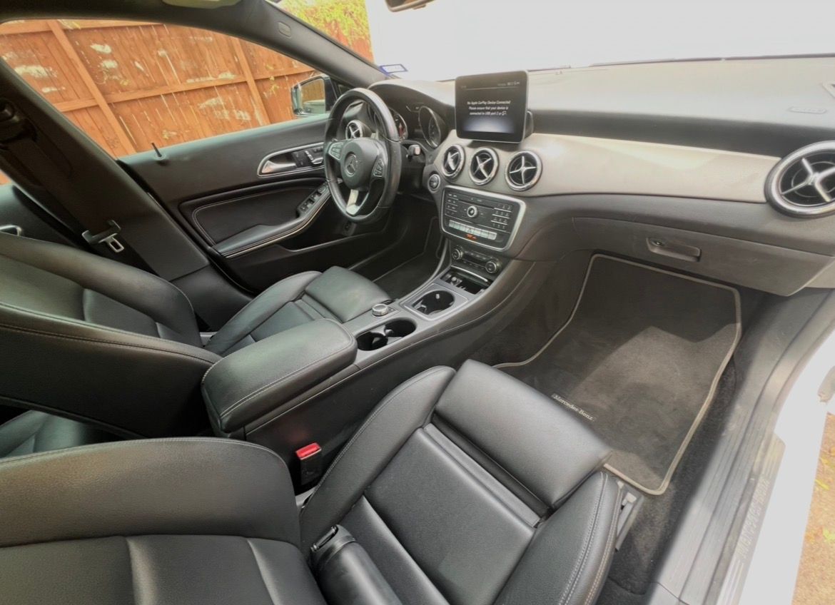 Used 2019 Mercedes-Benz CLA 250 image 17