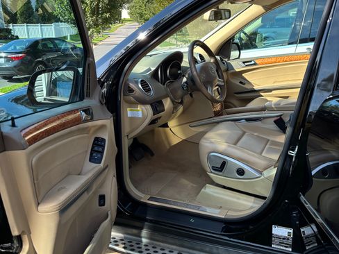 Used 2009 Mercedes-Benz ML 350 4MATIC image 5