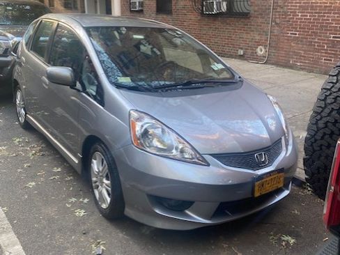 Used 2010 Honda Fit Sport image 5
