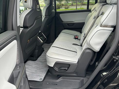 Used 2025 Rivian R1S Adventure image 16