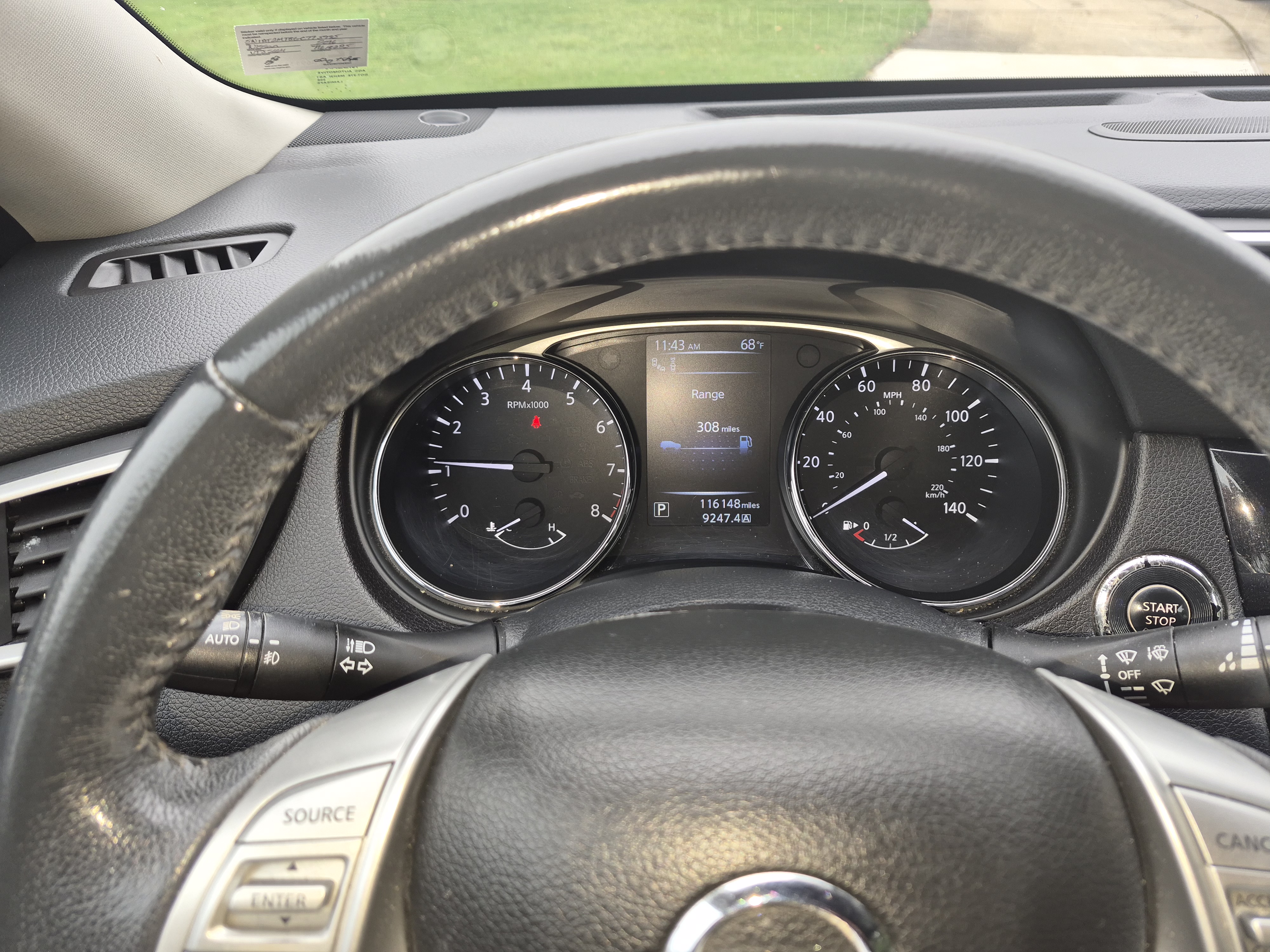 Used 2016 Nissan Rogue SL w/ SL Premium Package FWD image 11