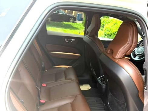 Used 2023 Volvo XC60 B6 Ultimate w/ Protection Package Premier AWD/4WD image 5