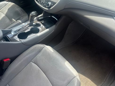 Used 2016 Chevrolet Malibu Premier image 10