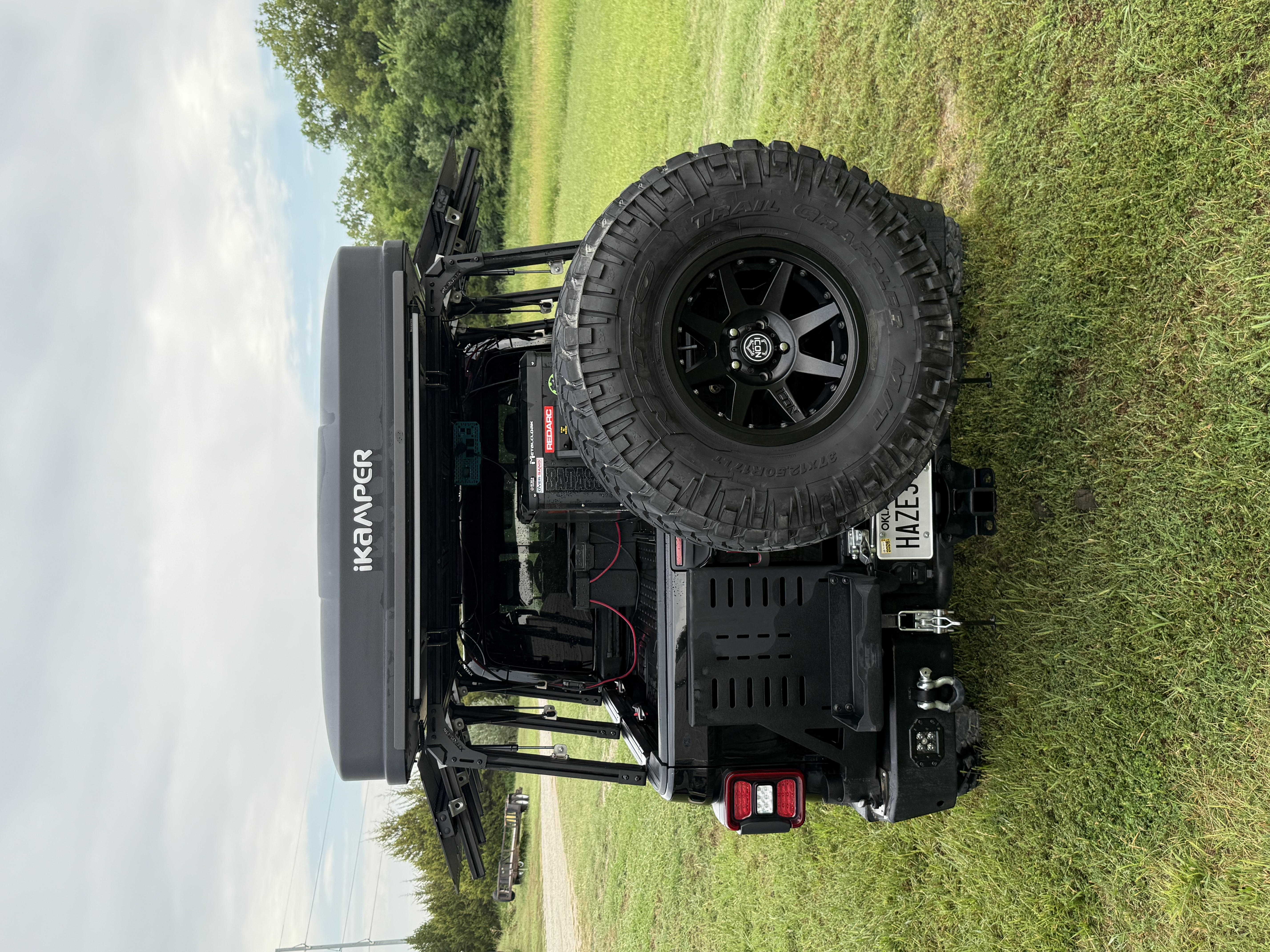 Used 2022 Jeep Gladiator Rubicon w/ LED Lighting Group AWD/4WD image 13