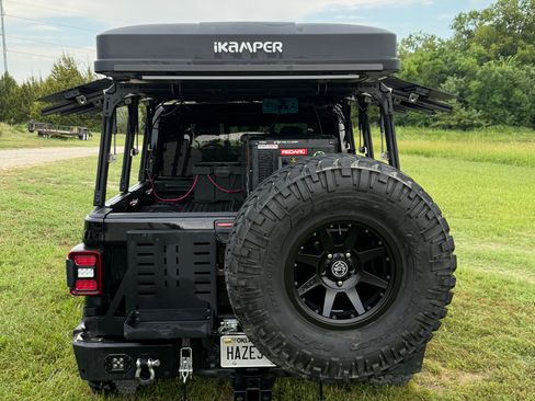 Used 2022 Jeep Gladiator Rubicon w/ LED Lighting Group image 13