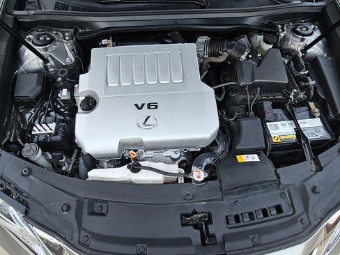 Used 2018 Lexus ES 350 w/ Navigation System Package image 6