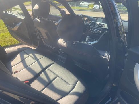 Used 2017 BMW 330i Sedan image 10
