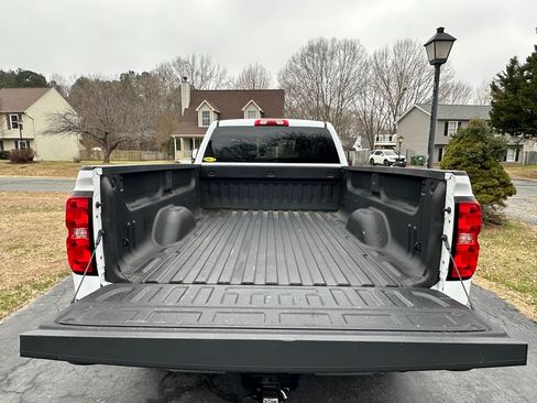 Used 2019 Chevrolet Silverado 2500 W/T w/ WT Convenience Package RWD image 8