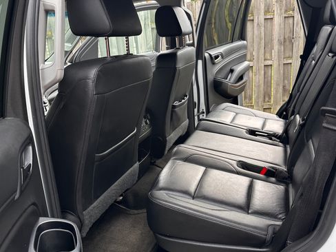 Used 2018 Chevrolet Tahoe LT image 9