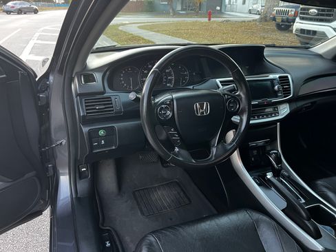 Used 2013 Honda Accord EX-L image 19