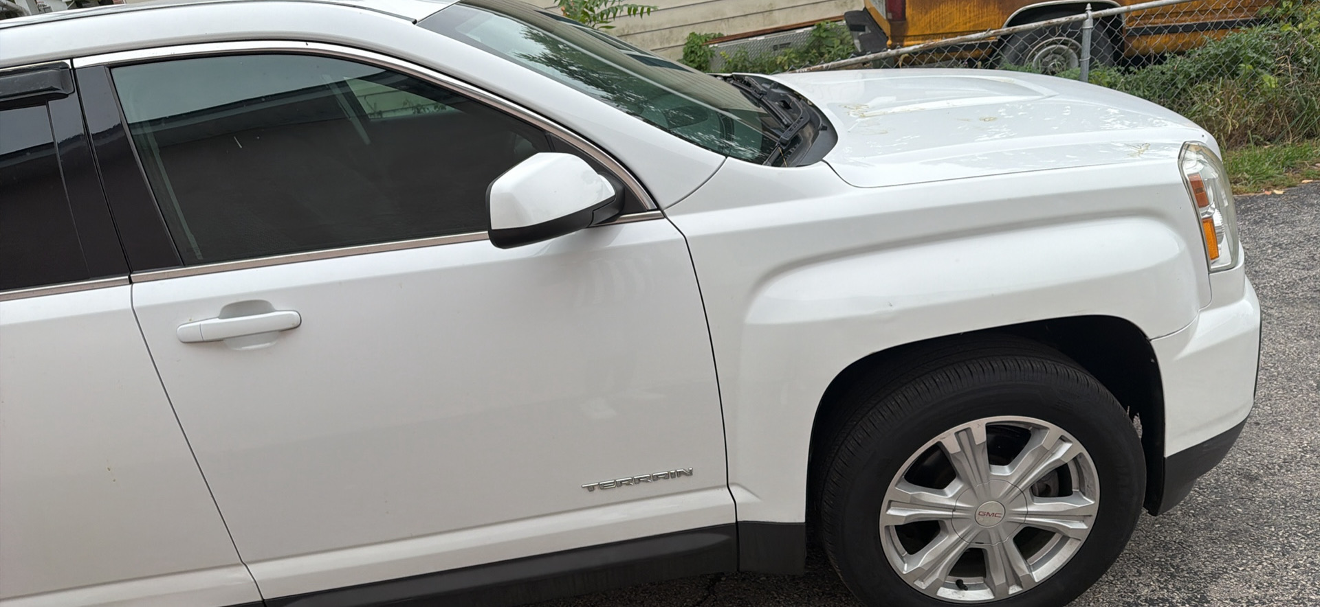 Used 2017 GMC Terrain SLE FWD image 5