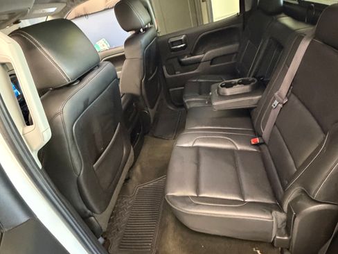 Used 2015 Chevrolet Silverado 1500 LTZ Z71 w/ LTZ Plus Package AWD/4WD image 16