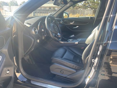 Used 2018 Mercedes-Benz GLC 300 image 10