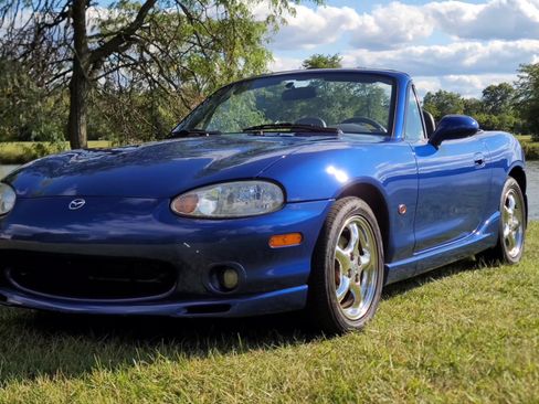 Used 1999 MAZDA MX-5 Miata 10th Anniversary Edition image 22