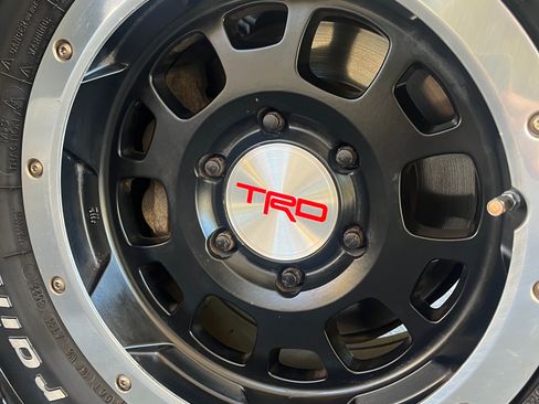 Used 2010 Toyota FJ Cruiser Sport Utility 2D image 14