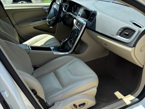 Used 2015 Volvo S60 T5 Premier FWD image 6