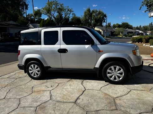Used 2009 Honda Element LX image 5