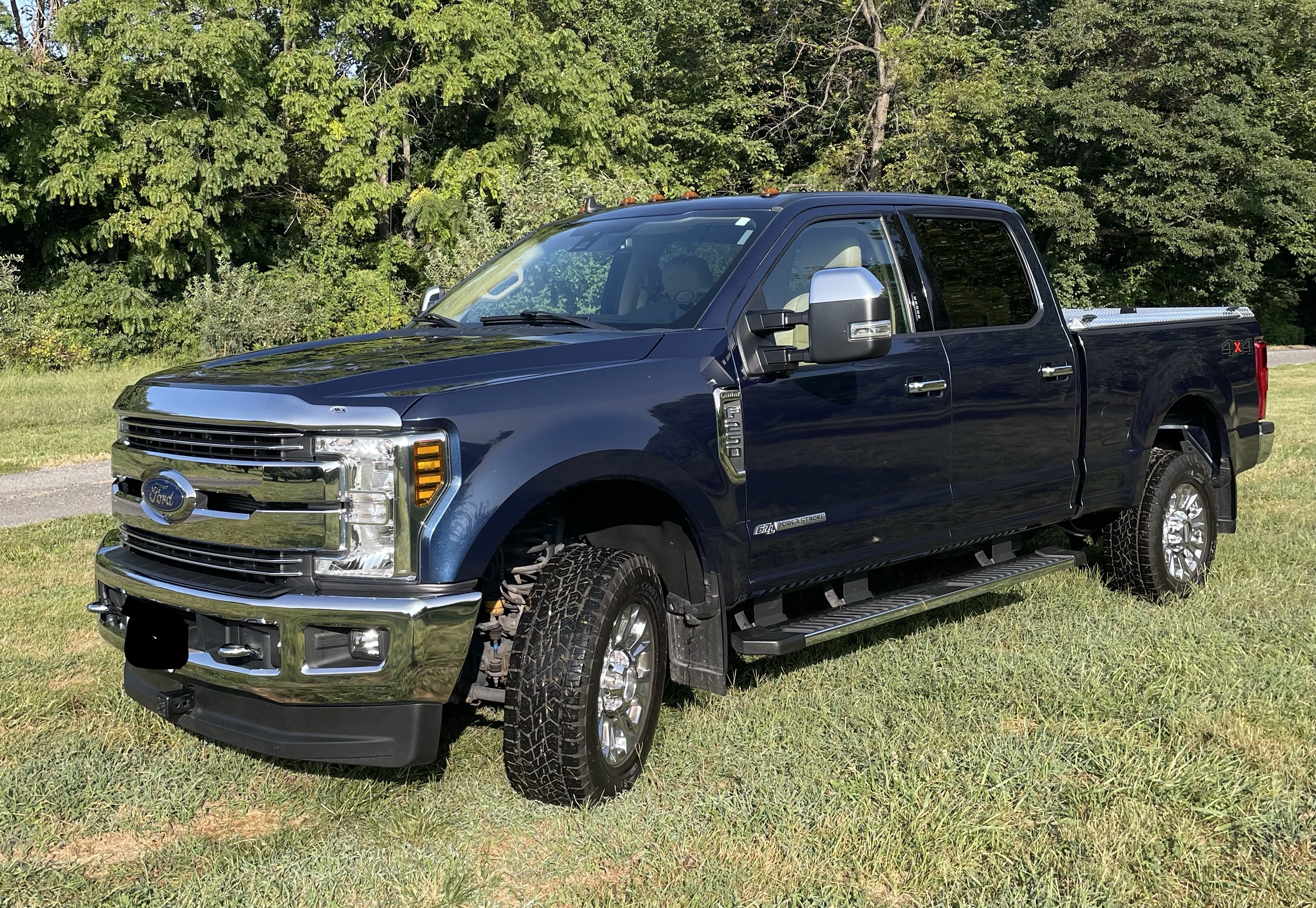 Used 2019 Ford F250 Lariat w/ Tow Technology Bundle AWD/4WD image 2