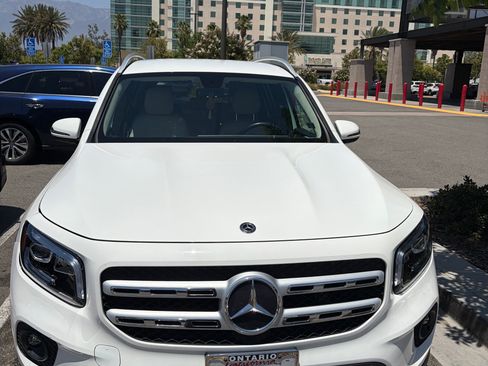 Used 2020 Mercedes-Benz GLB 250 image 1