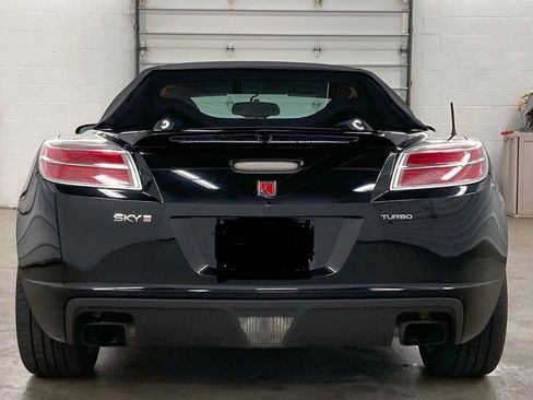 Used 2008 Saturn Sky Red Line RWD image 5