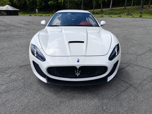 Used 2016 Maserati GranTurismo MC Centennial RWD image 5