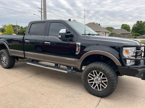 Used 2019 Ford F350 King Ranch w/ Chrome Package AWD/4WD image 4